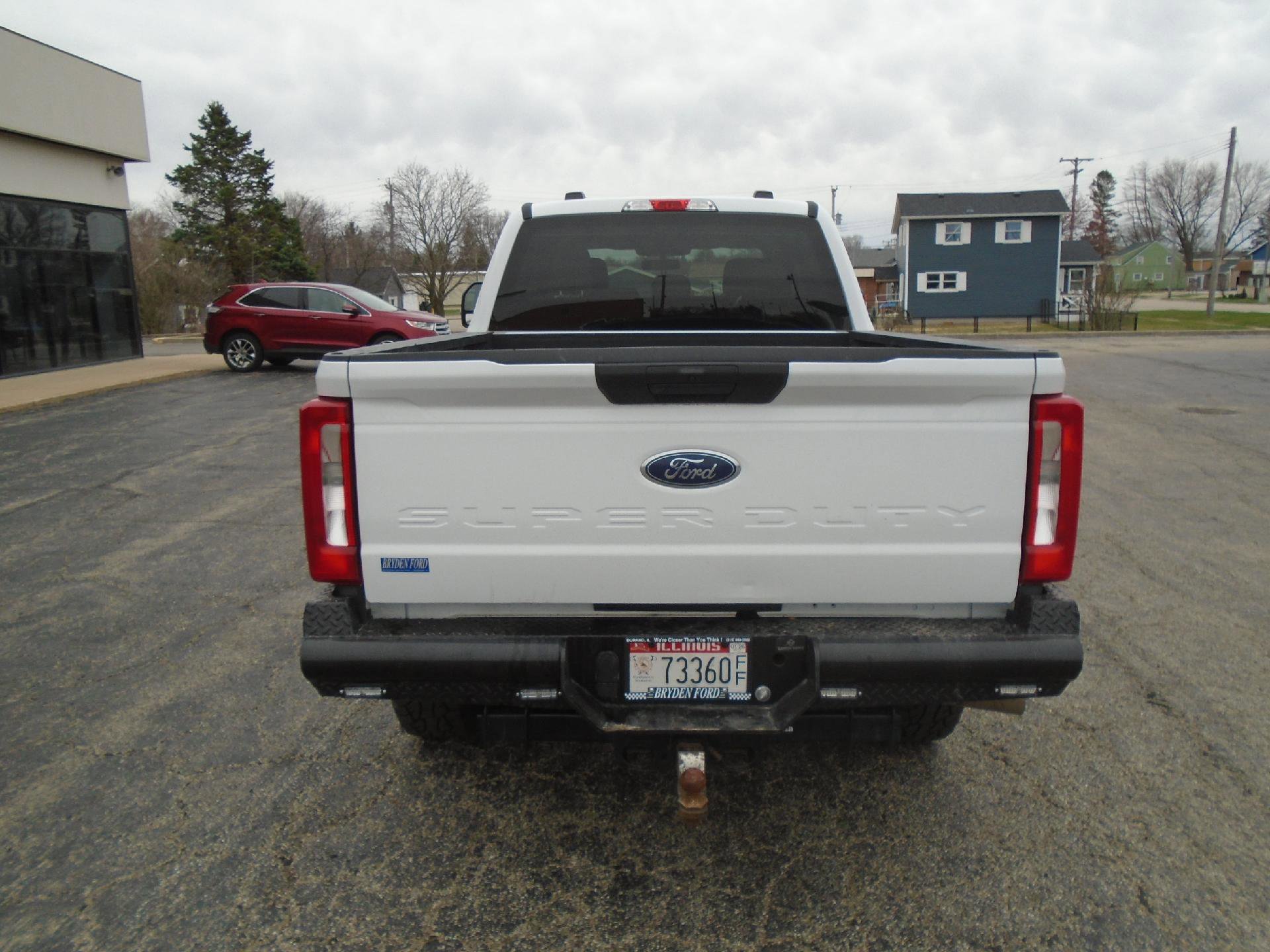 Used 2023 Ford F250 XLT w/ F-250 >10K GVWR Package image 7