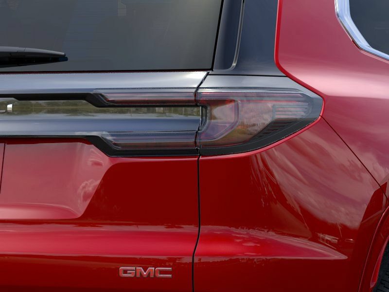 New 2026 GMC Acadia Denali w/ Super Cruise Package FWD image 11