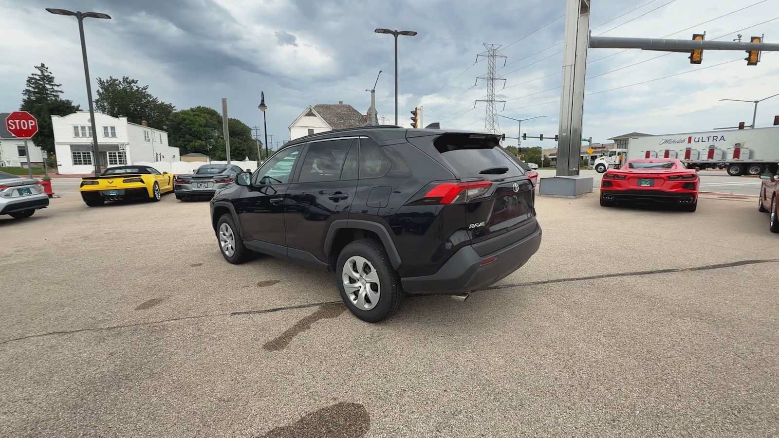 Used 2020 Toyota RAV4 LE w/ Carpet Mat Package FWD image 6