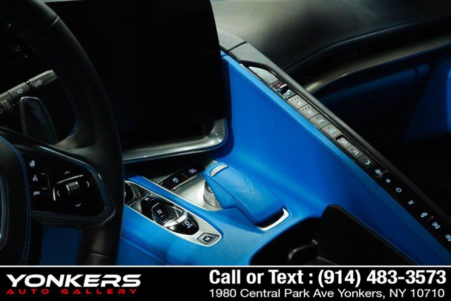 Used 2023 Chevrolet Corvette Stingray Premium Cpe w/ 3LT image 21