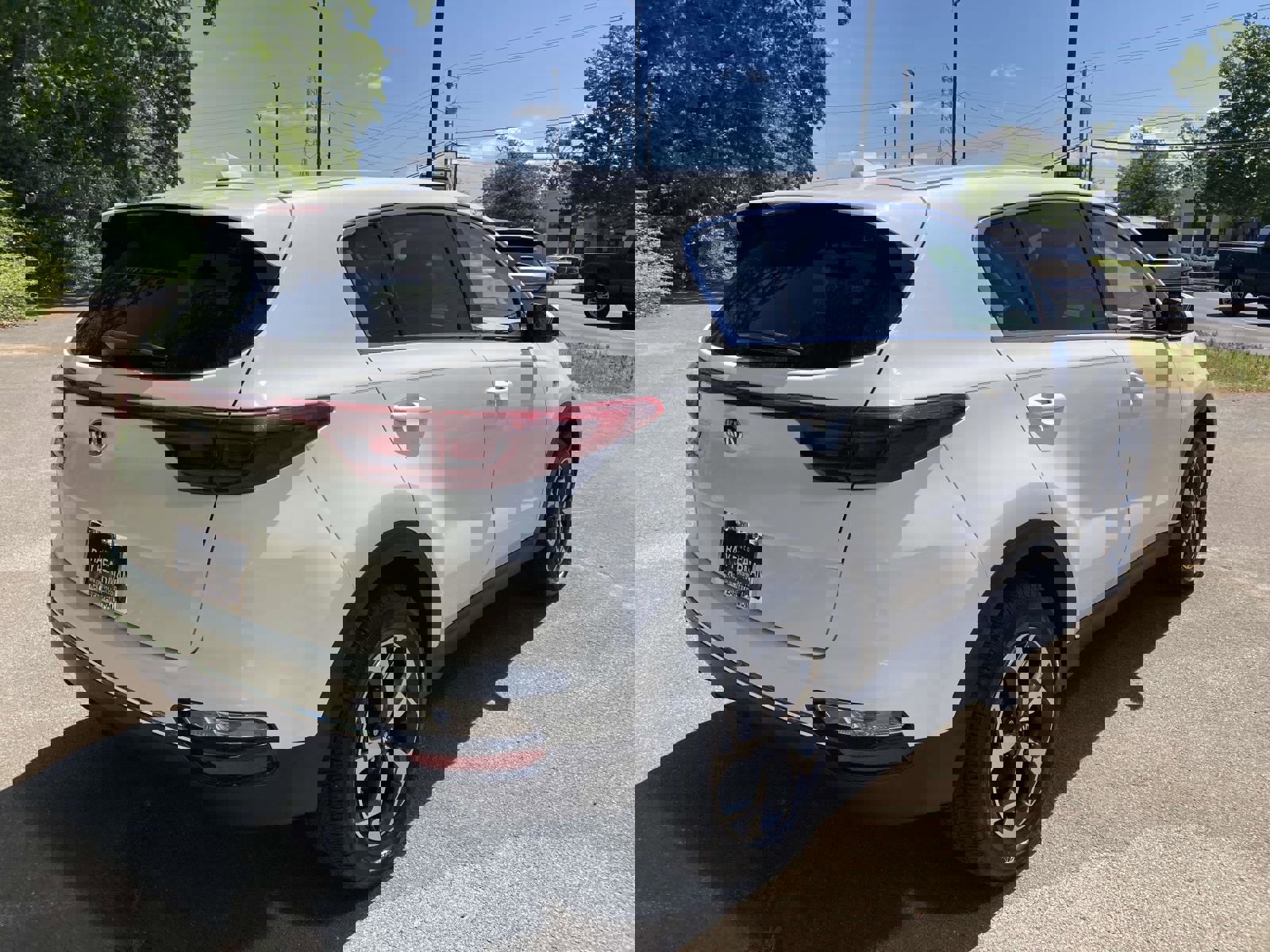 Used 2022 Kia Sportage LX image 3