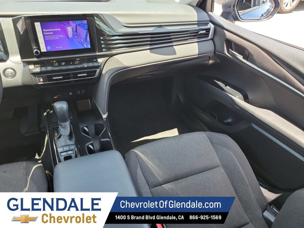 Used 2025 Toyota Camry LE FWD image 24