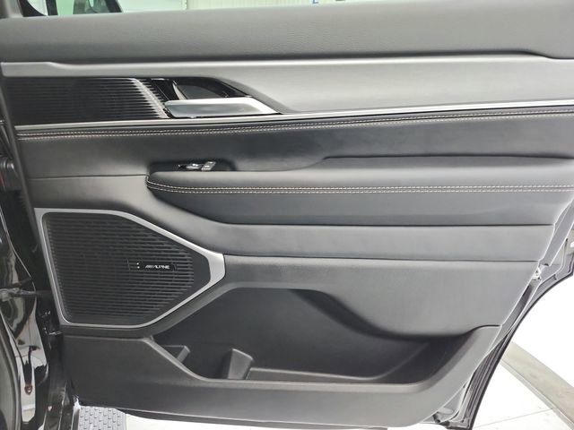 New 2026 Jeep Grand Wagoneer Limited w/ HD Trailer Tow Package image 54