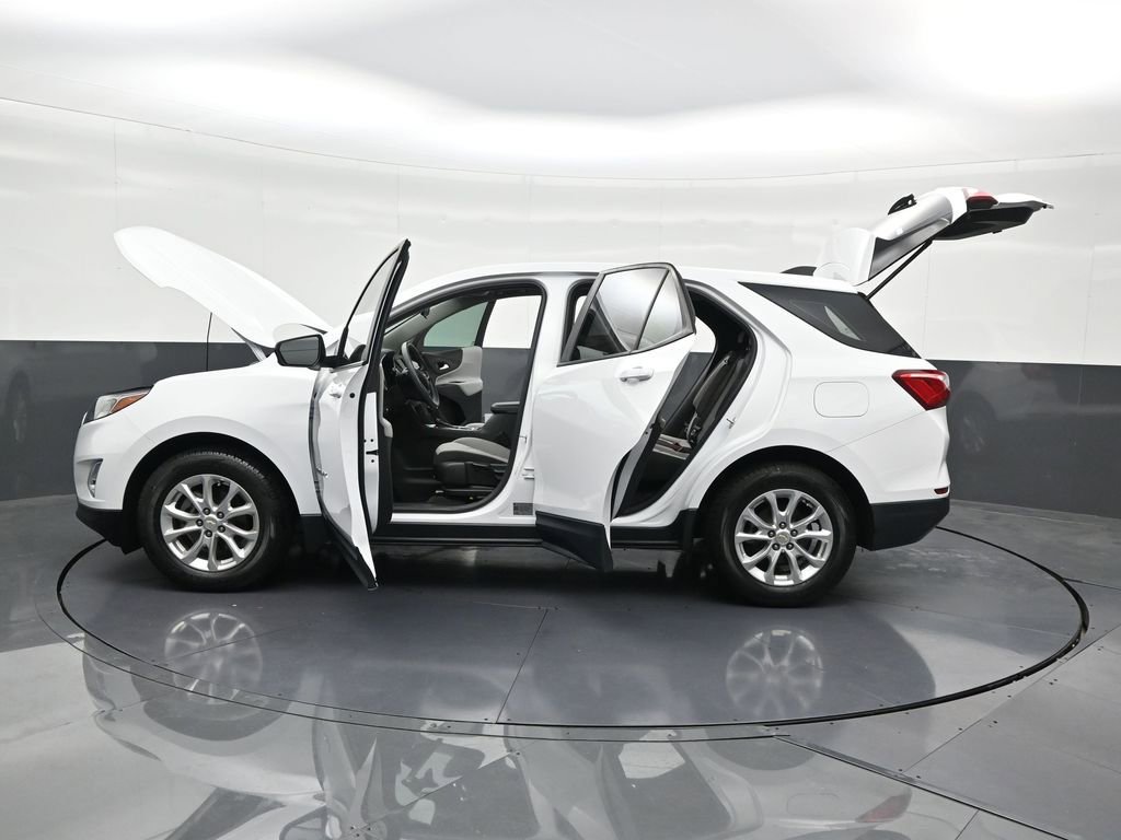Used 2020 Chevrolet Equinox LS image 39