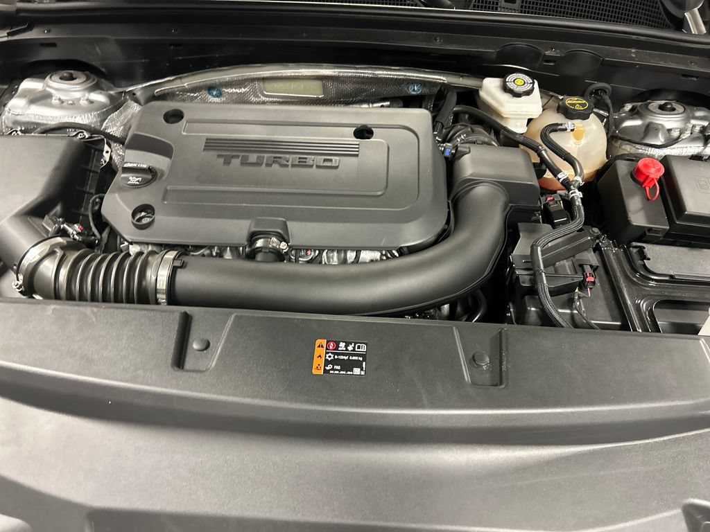 Used 2025 Buick Envision Preferred AWD/4WD image 26