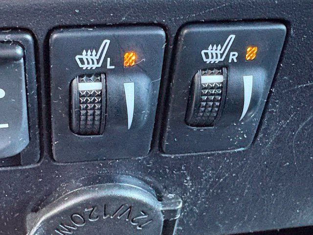 Used 2015 Toyota Sienna SE FWD image 24