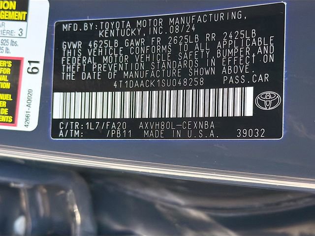 Used 2025 Toyota Camry LE FWD image 30