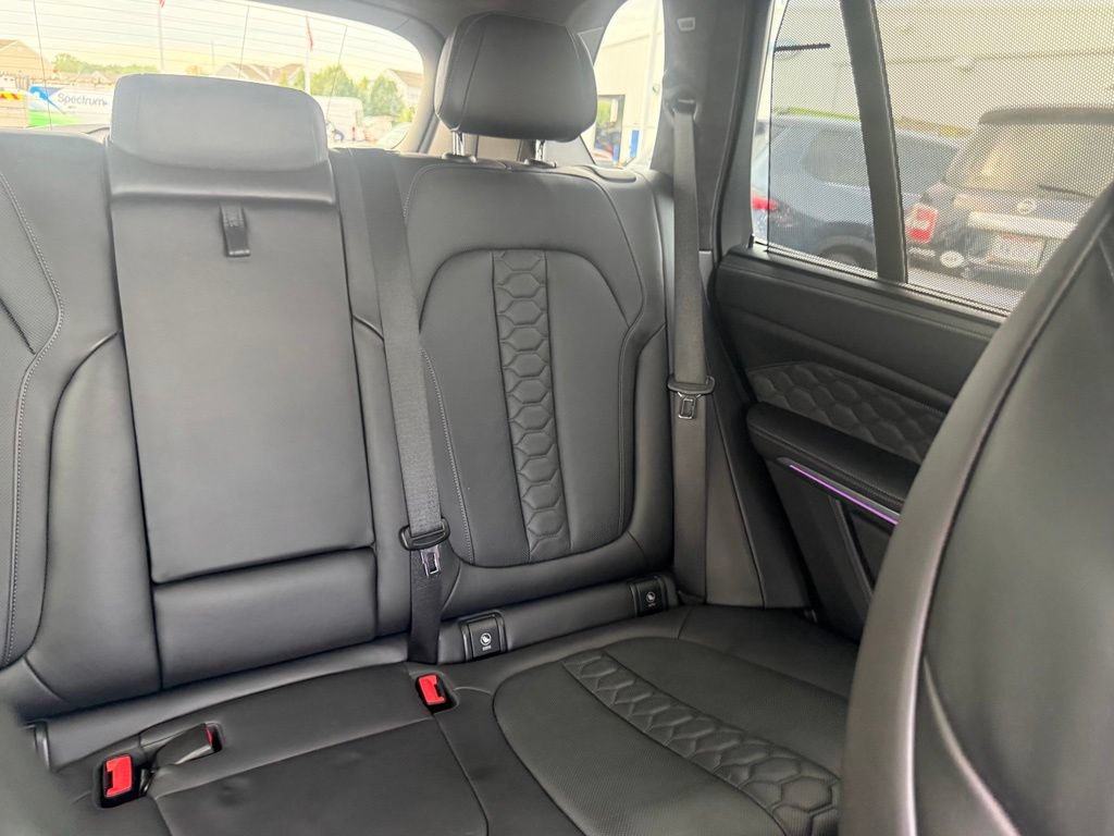 Used 2021 BMW X5 M w/ Executive Package AWD/4WD image 68