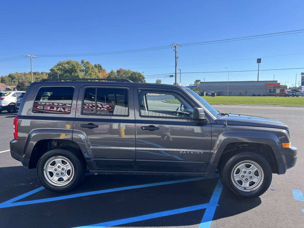 Used 2016 Jeep Patriot Sport FWD image 4