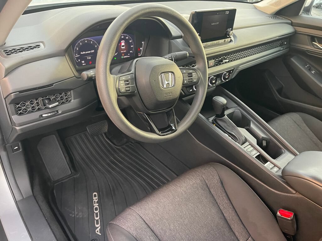 Used 2024 Honda Accord EX image 5