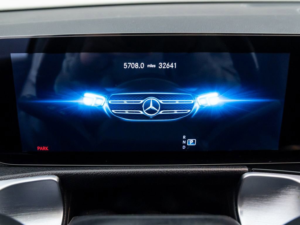 Used 2022 Mercedes-Benz GLB 250 4MATIC image 22