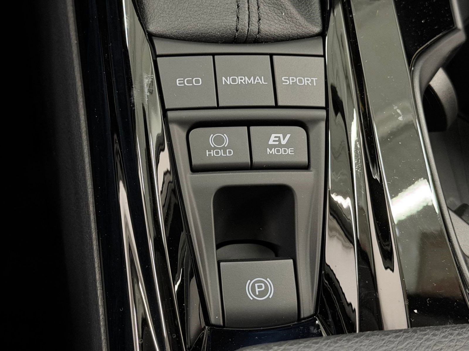 New 2026 Toyota Camry XLE w/ Premium Plus Package image 31