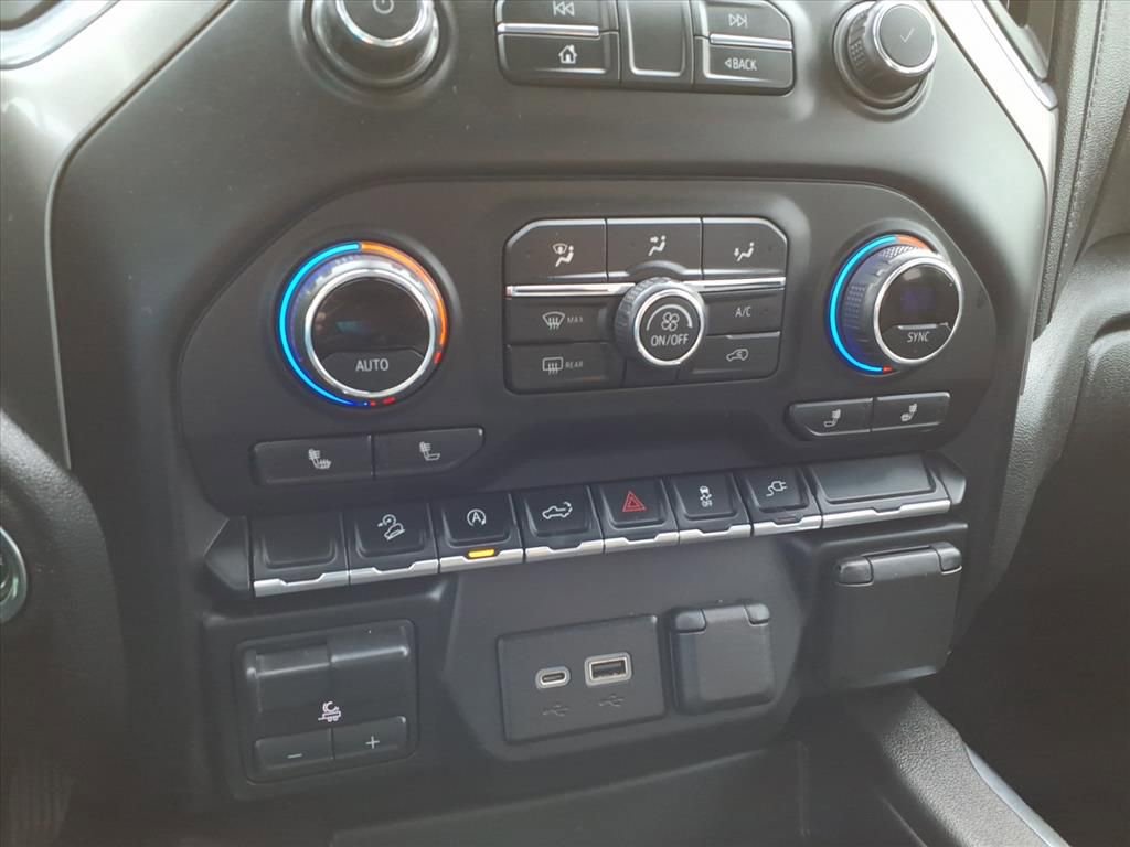 Used 2020 Chevrolet Silverado 1500 RST image 15