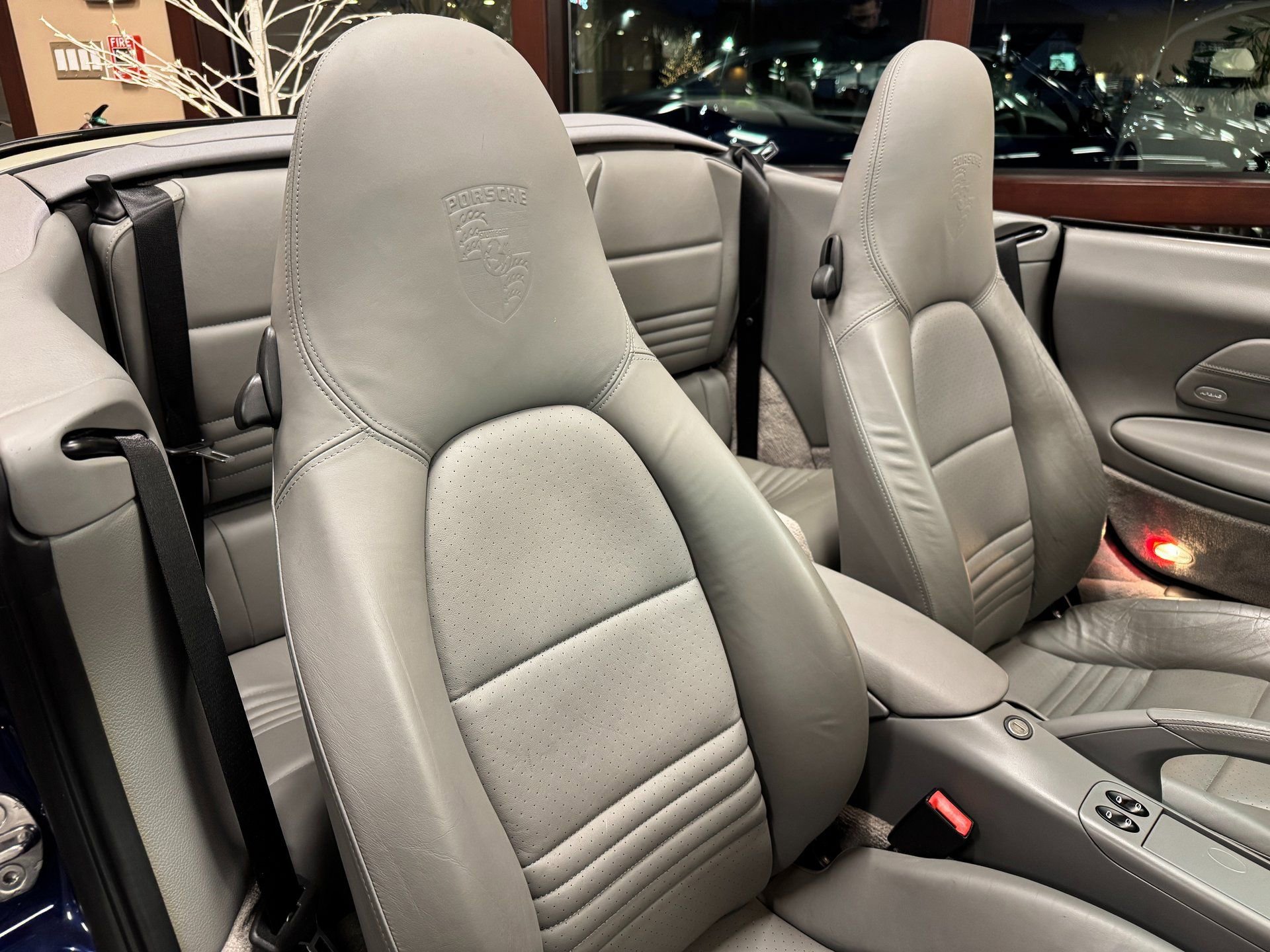 Used 2002 Porsche 911 Carrera image 27