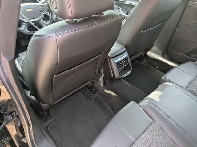 Used 2017 Chevrolet Impala LT w/ Convenience Package FWD image 24