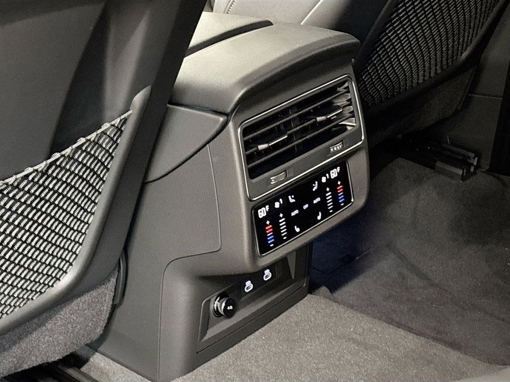 New 2025 Audi Q8 Premium Plus w/ Premium Plus Package image 16