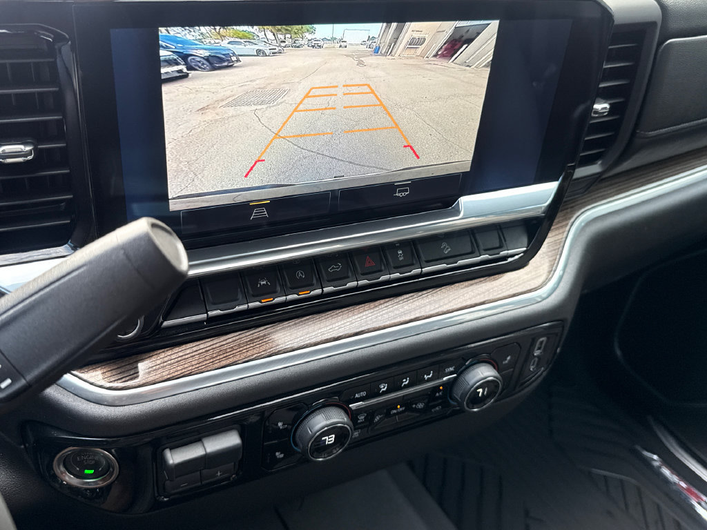 Used 2025 Chevrolet Silverado 1500 LT AWD/4WD image 25