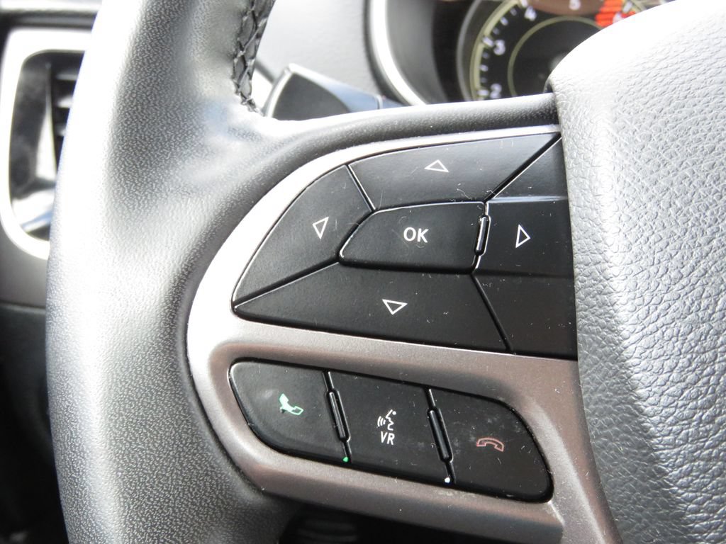 Used 2022 Jeep Cherokee Limited AWD/4WD image 22