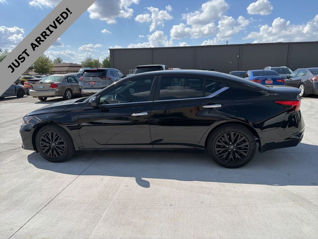 Certified 2025 Nissan Altima 2.5 SV w/ SV Special Edition Package image 8