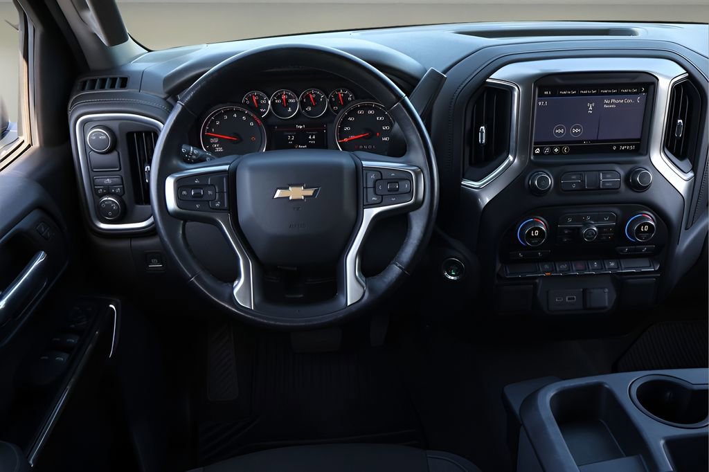 Used 2020 Chevrolet Silverado 1500 LT w/ Texas Edition image 14
