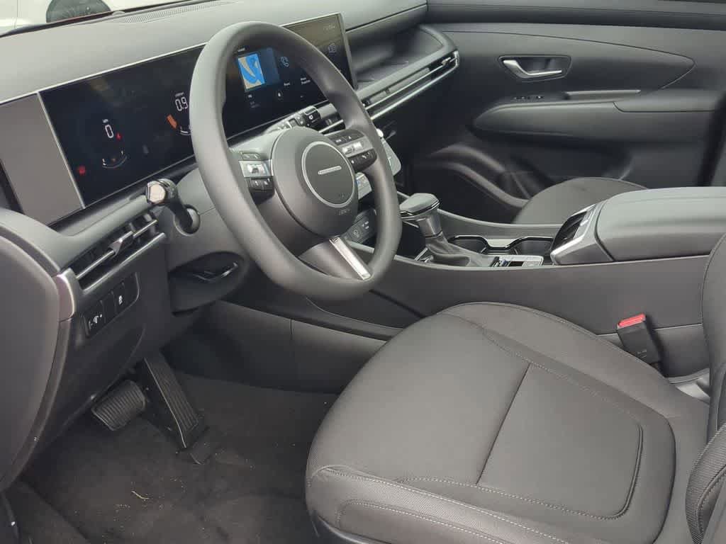 New 2026 Hyundai Tucson SE image 15