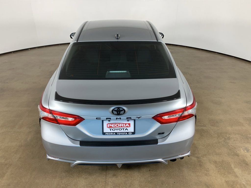 Used 2020 Toyota Camry SE image 11