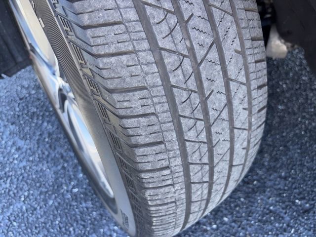 Used 2021 Honda CR-V Touring image 3