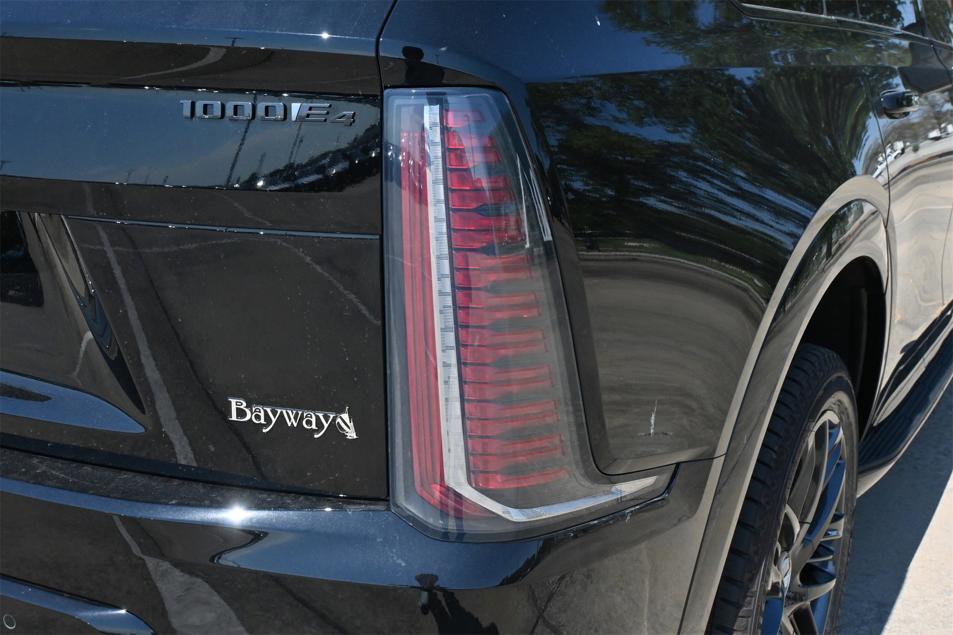 New 2026 Cadillac Escalade IQ Sport 1 w/ LPO, ONYX Package image 22