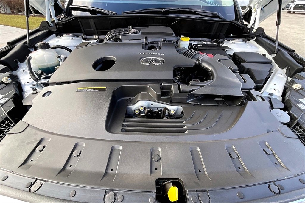 New 2025 INFINITI QX50 Luxe image 11