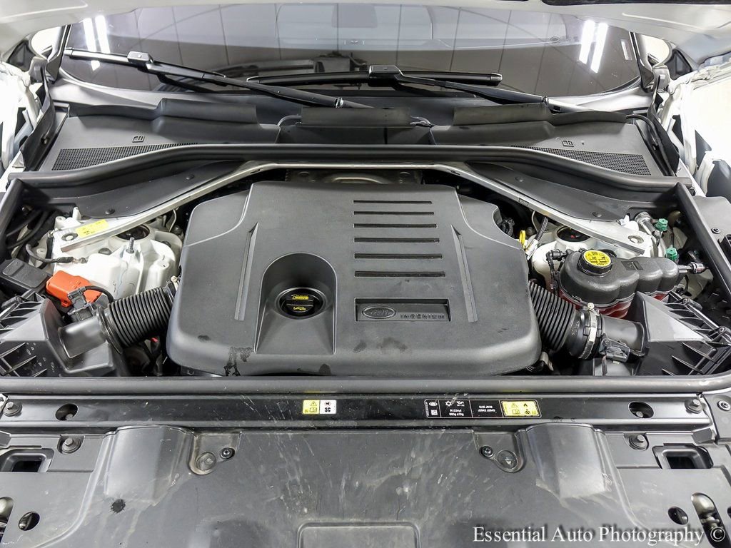 Used 2023 Land Rover Range Rover SE image 44
