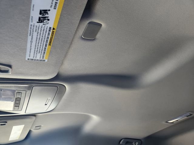 Used 2022 GMC Canyon Denali image 19