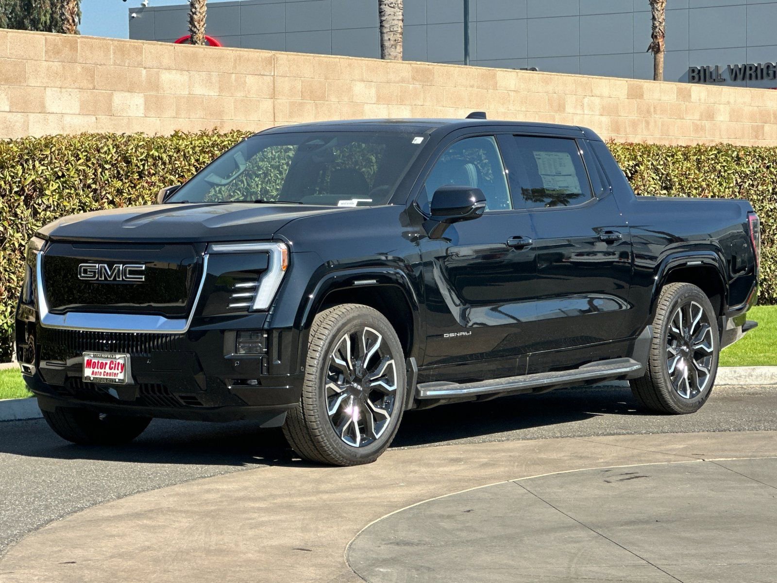 New 2025 GMC Sierra EV Denali AWD/4WD image 8