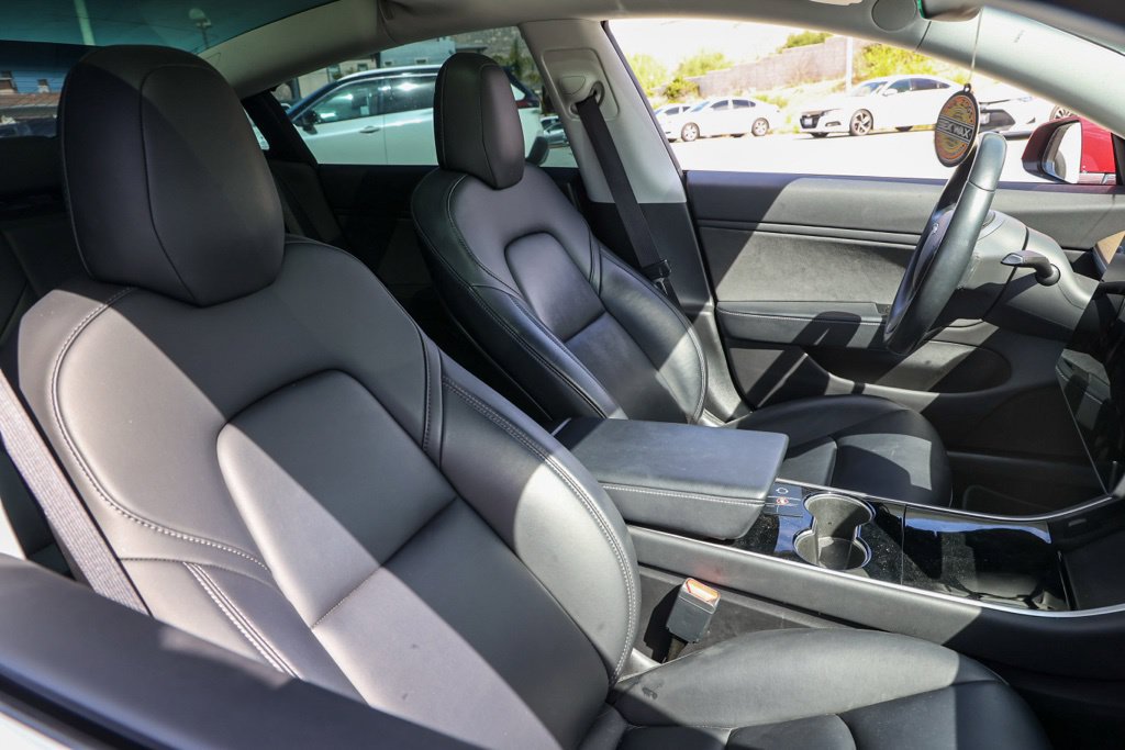 Used 2019 Tesla Model 3 Long Range RWD image 21