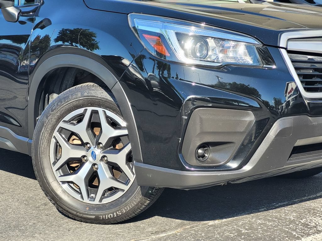 Used 2019 Subaru Forester Premium AWD/4WD image 4
