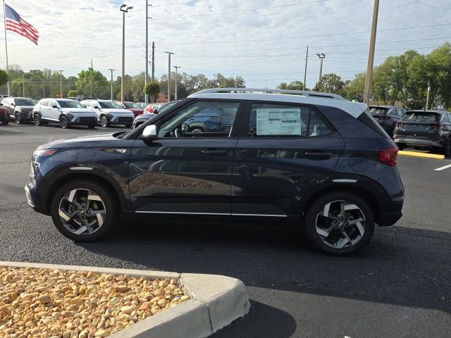 Used 2026 Hyundai Venue SEL image 17