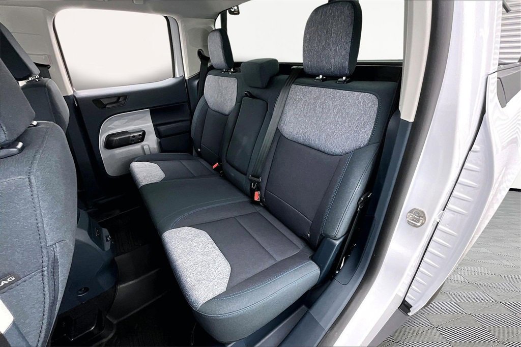 Used 2025 Ford Maverick XLT w/ Equipment Group 302A image 27