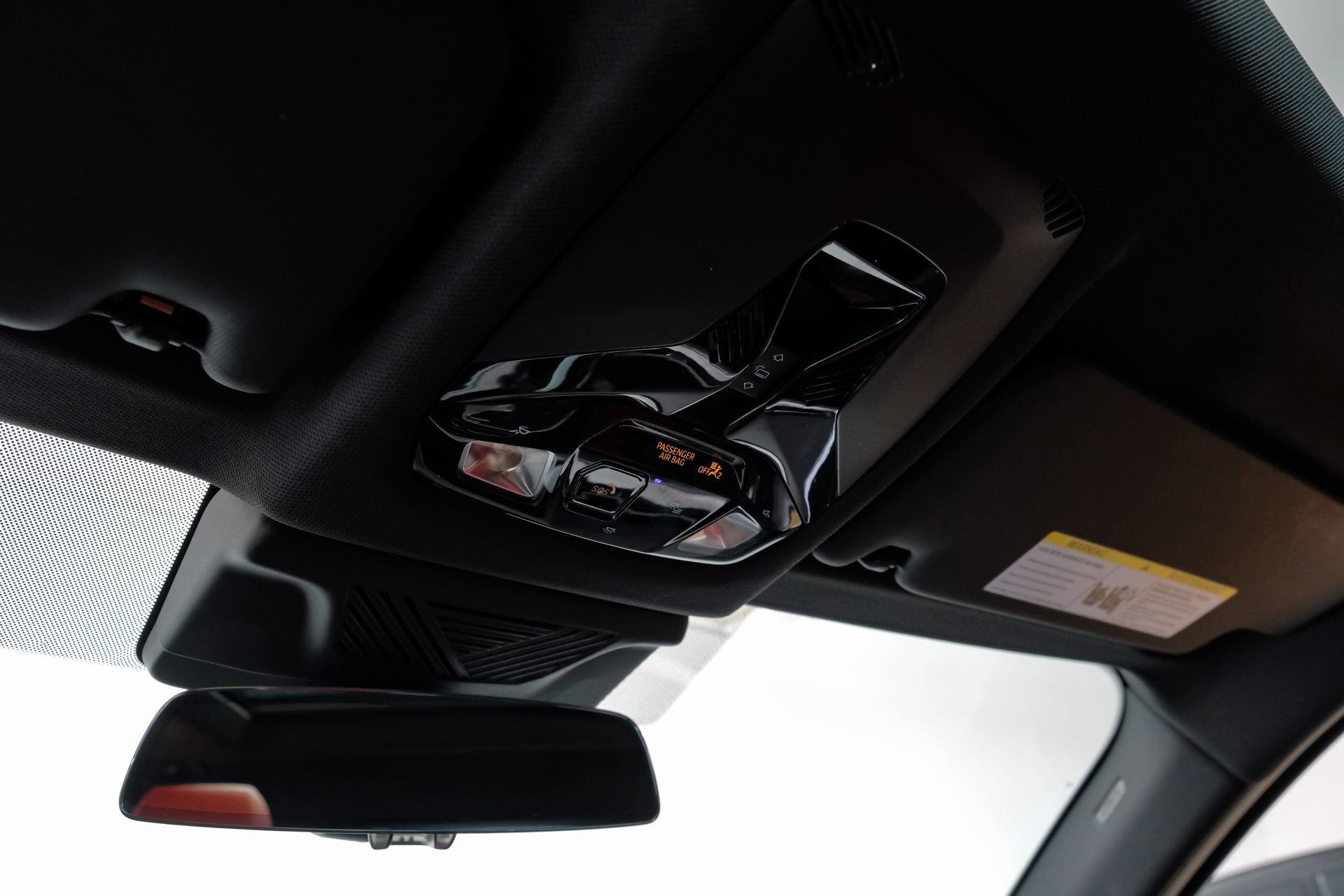 Used 2025 BMW X2 xDrive28i image 32