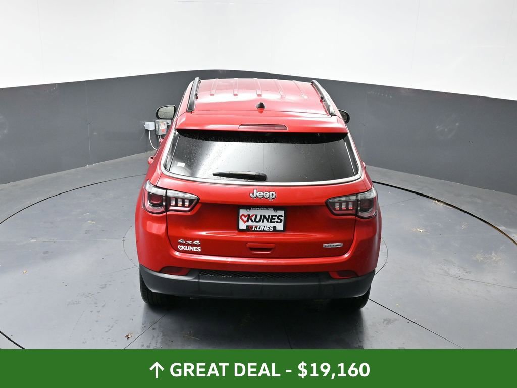 Used 2024 Jeep Compass Latitude image 49