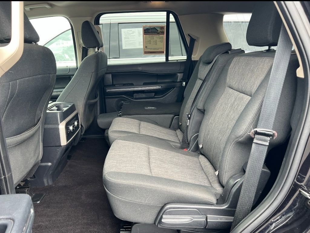 Used 2022 Ford Expedition XLT AWD/4WD image 35