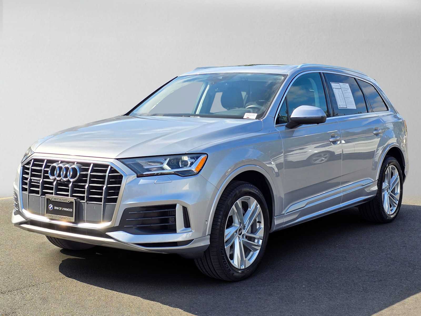 Used 2021 Audi Q7 3.0T Premium Plus w/ Premium Plus Package AWD/4WD image 7