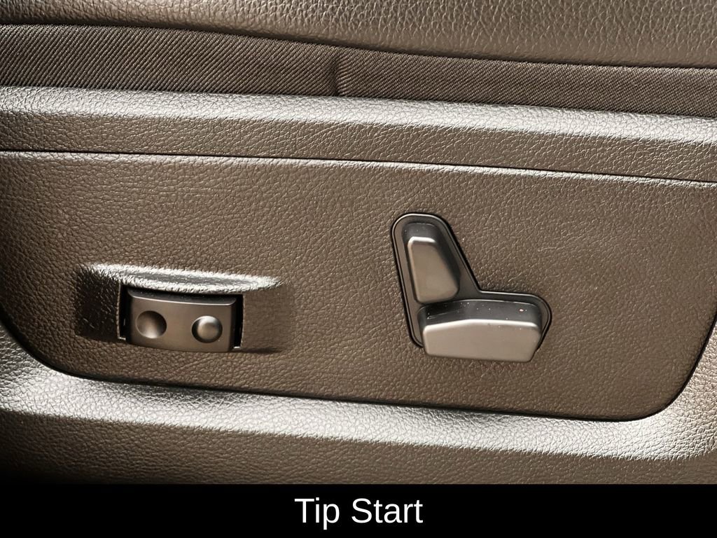 Used 2024 RAM 3500 Laramie w/ Towing Technology Group image 33