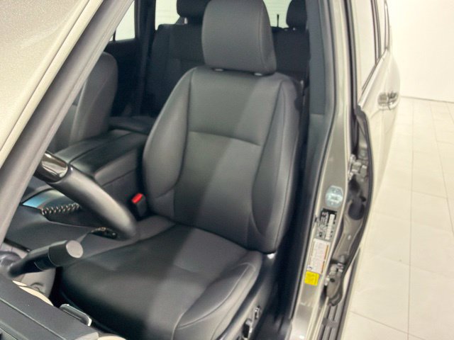 Used 2021 Lexus GX 460 Premium w/ Premium Package AWD/4WD image 13