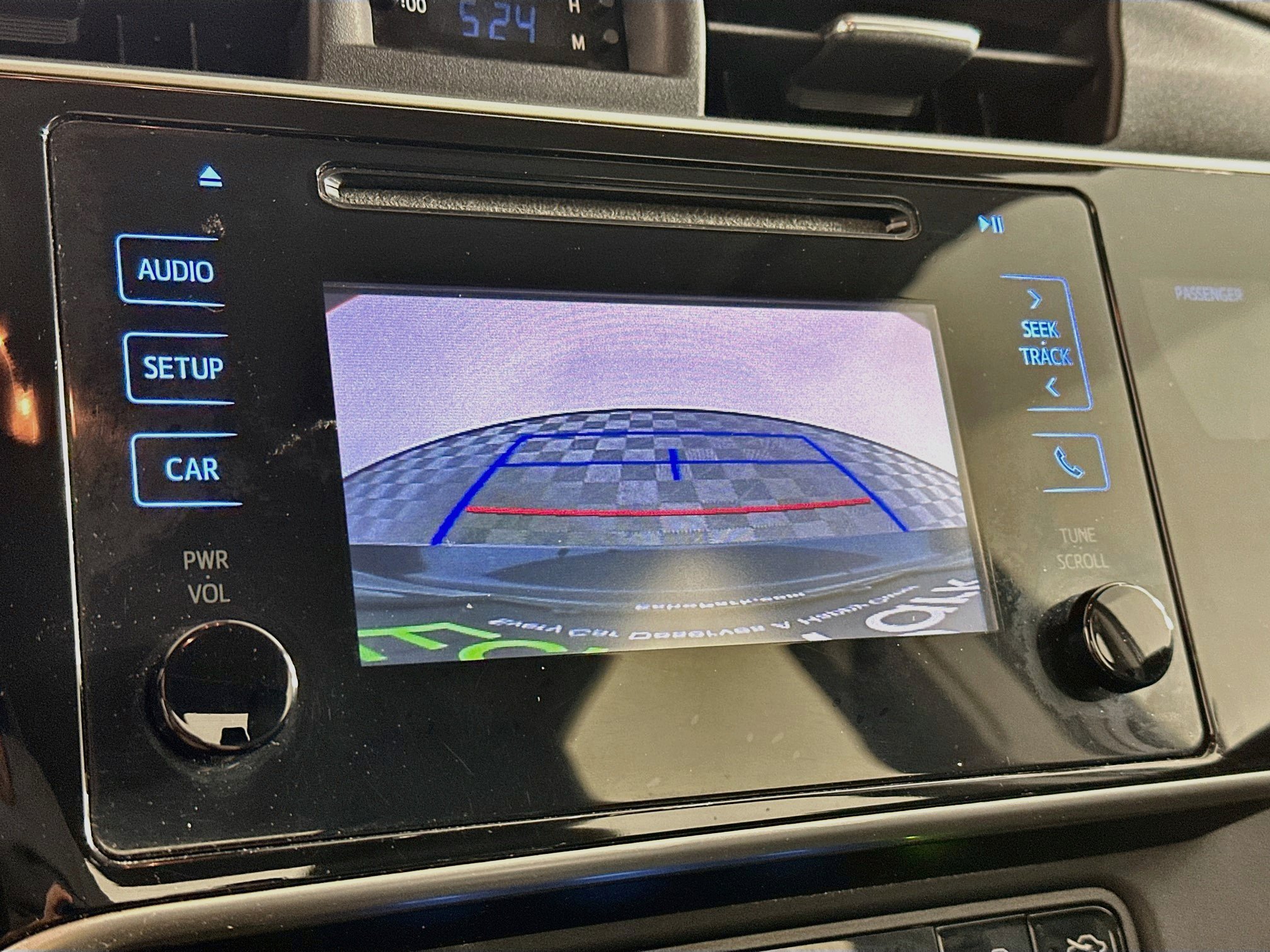 Used 2018 Toyota Corolla LE FWD image 22