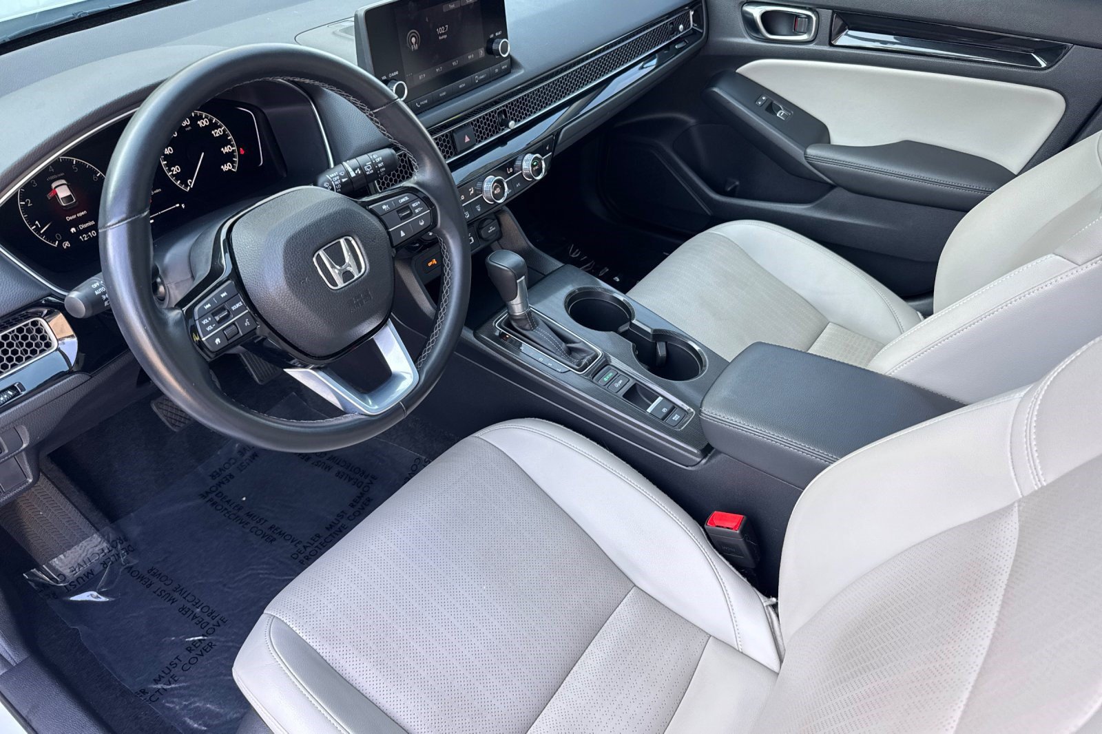 Used 2024 Honda Civic EX-L image 4