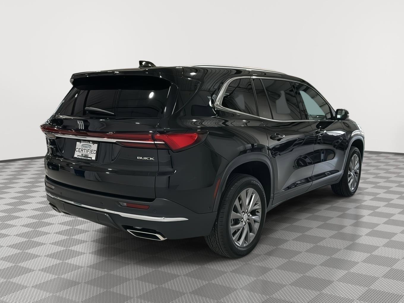 Used 2025 Buick Enclave Preferred w/ Super Cruise Package AWD/4WD image 5