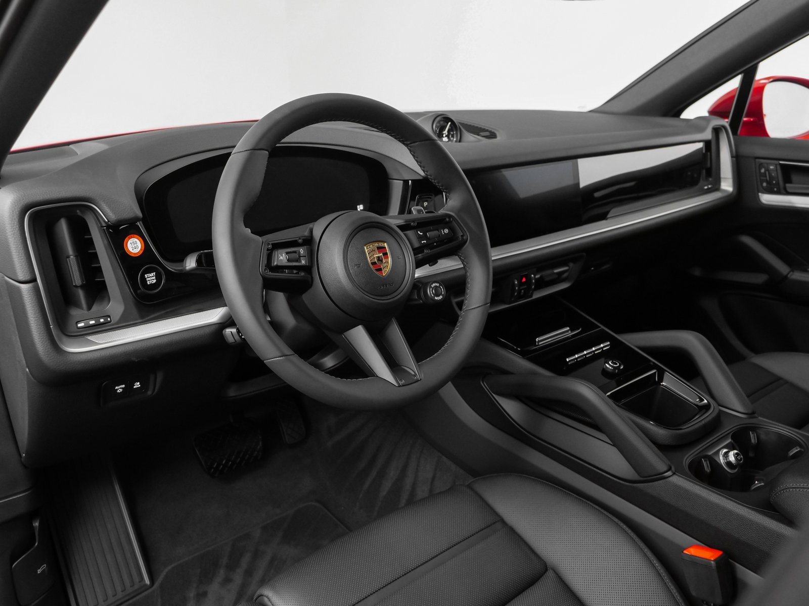 Used 2024 Porsche Cayenne Coupe image 4