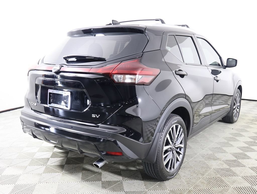 Used 2024 Nissan Kicks SV w/ Exterior Package image 5