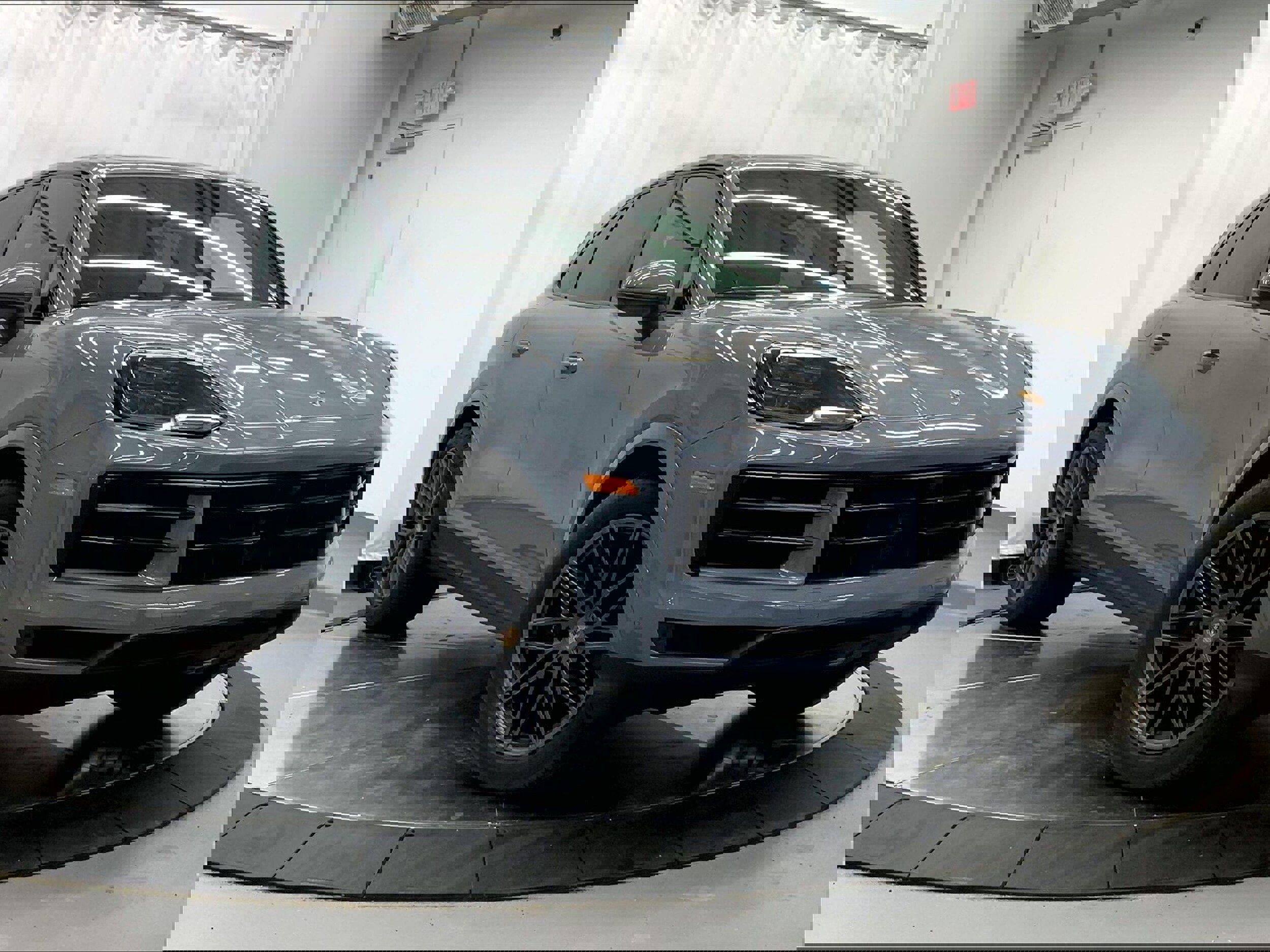 New 2025 Porsche Cayenne image 6