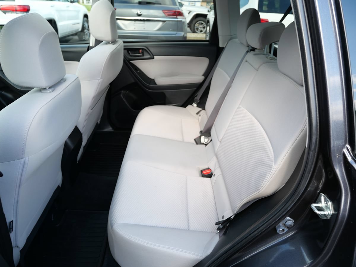 Used 2015 Subaru Forester 2.5i Premium w/ All-Weather Package AWD/4WD image 29