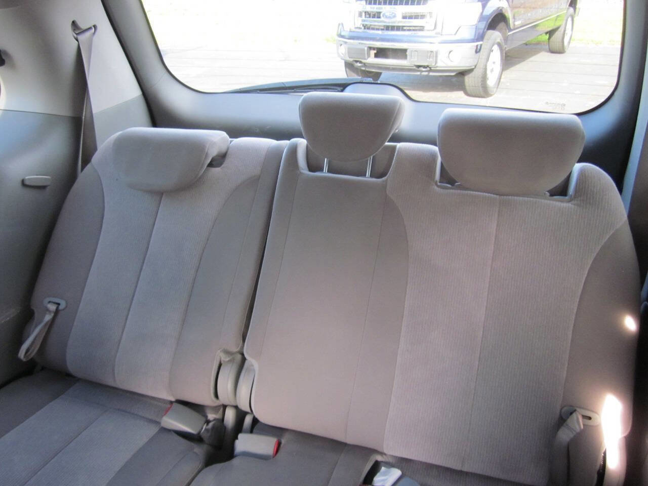 Used 2012 Kia Sedona LX w/ PWR Pkg FWD image 13